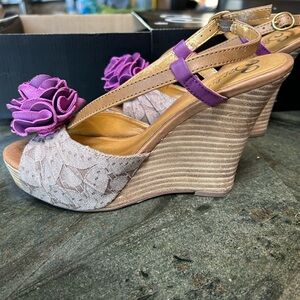 Seychelles Purple and Tan Platform Shoes with Elegant Floral Design